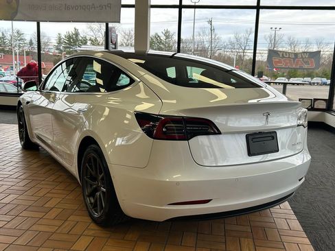 Used 2019 Tesla Model 3 Long Range image 8