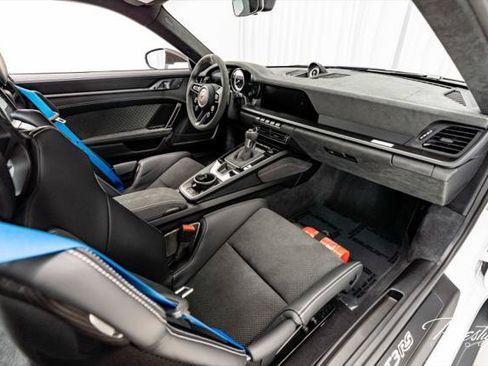 Used 2025 Porsche 911 GT3 RS RWD image 50