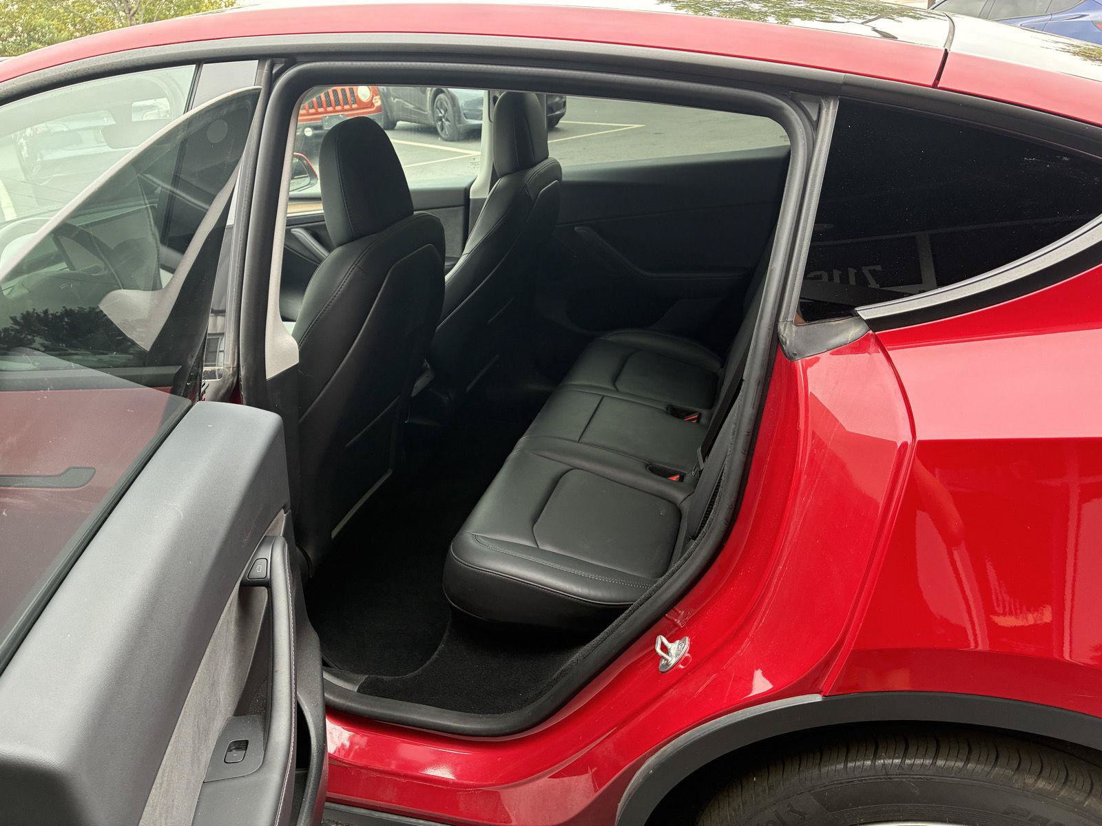Used 2023 Tesla Model Y Long Range AWD/4WD image 19