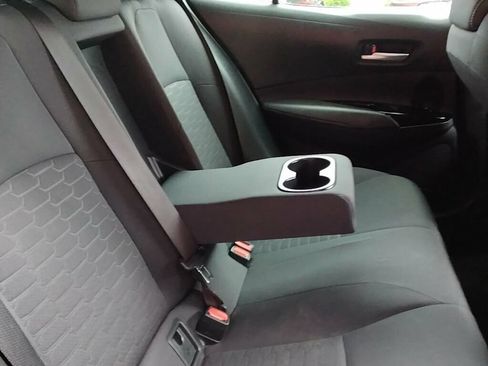 Used 2019 Toyota Corolla SE FWD image 9
