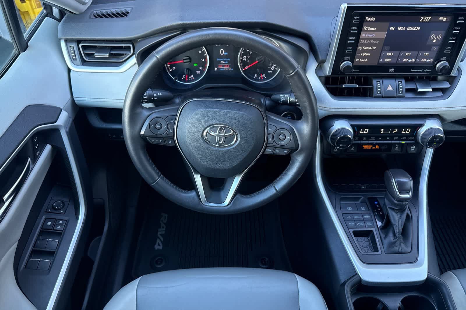 Used 2021 Toyota RAV4 XLE Premium AWD/4WD image 16
