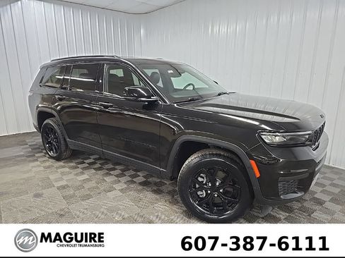 Used 2024 Jeep Grand Cherokee L Laredo AWD/4WD image 7