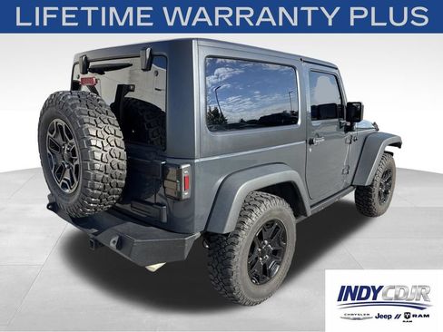 Used 2017 Jeep Wrangler Sport AWD/4WD image 4