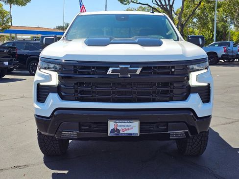 New 2026 Chevrolet Silverado 1500 LT Trail Boss w/ LT Trail Boss Premium Package AWD/4WD image 2