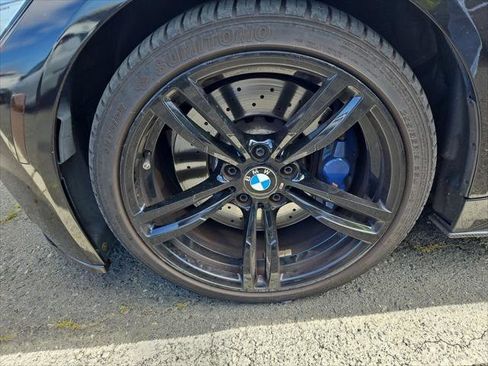 Used 2017 BMW M4 Coupe RWD image 8