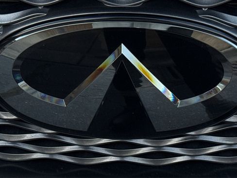 Used 2023 INFINITI QX50 Luxe image 46