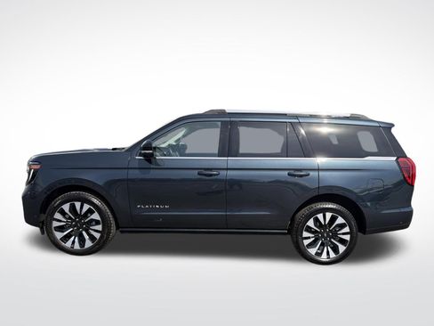 Certified 2025 Ford Expedition Platinum w/ Driver's Package AWD/4WD image 22