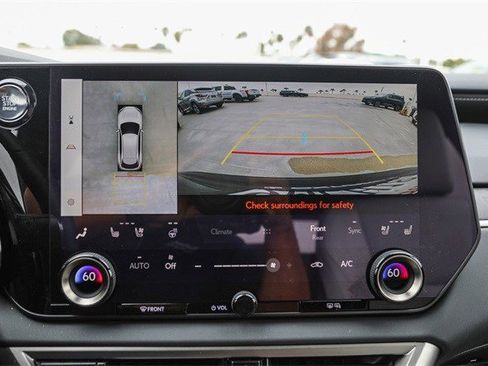 Used 2024 Lexus RX 350 Premium image 23