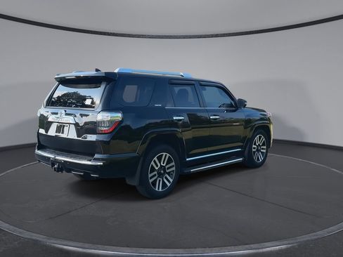 Used 2024 Toyota 4Runner Limited RWD image 8