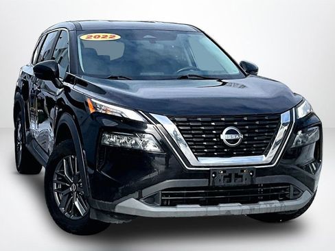 Used 2022 Nissan Rogue S image 3