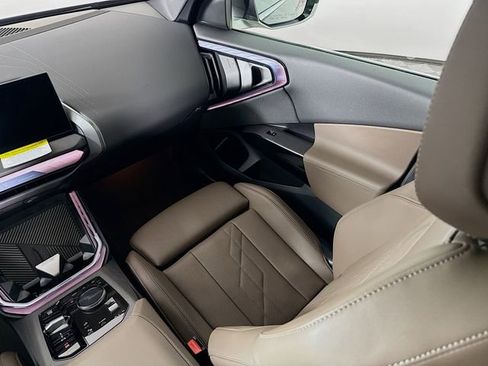 New 2026 BMW X3 xDrive30 w/ Premium Package image 24