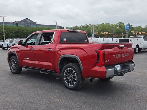 Used 2022 Toyota Tundra Limited w/ Power Package AWD/4WD image 15