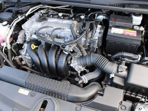 Used 2020 Toyota Corolla LE FWD image 24