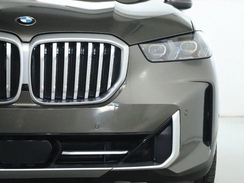 Used 2026 BMW X5 xDrive40i AWD/4WD image 9
