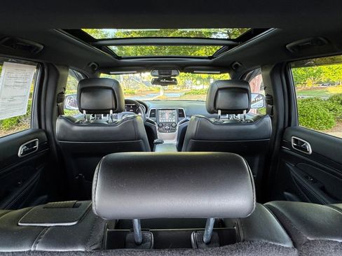 Used 2014 Jeep Grand Cherokee Overland RWD image 19