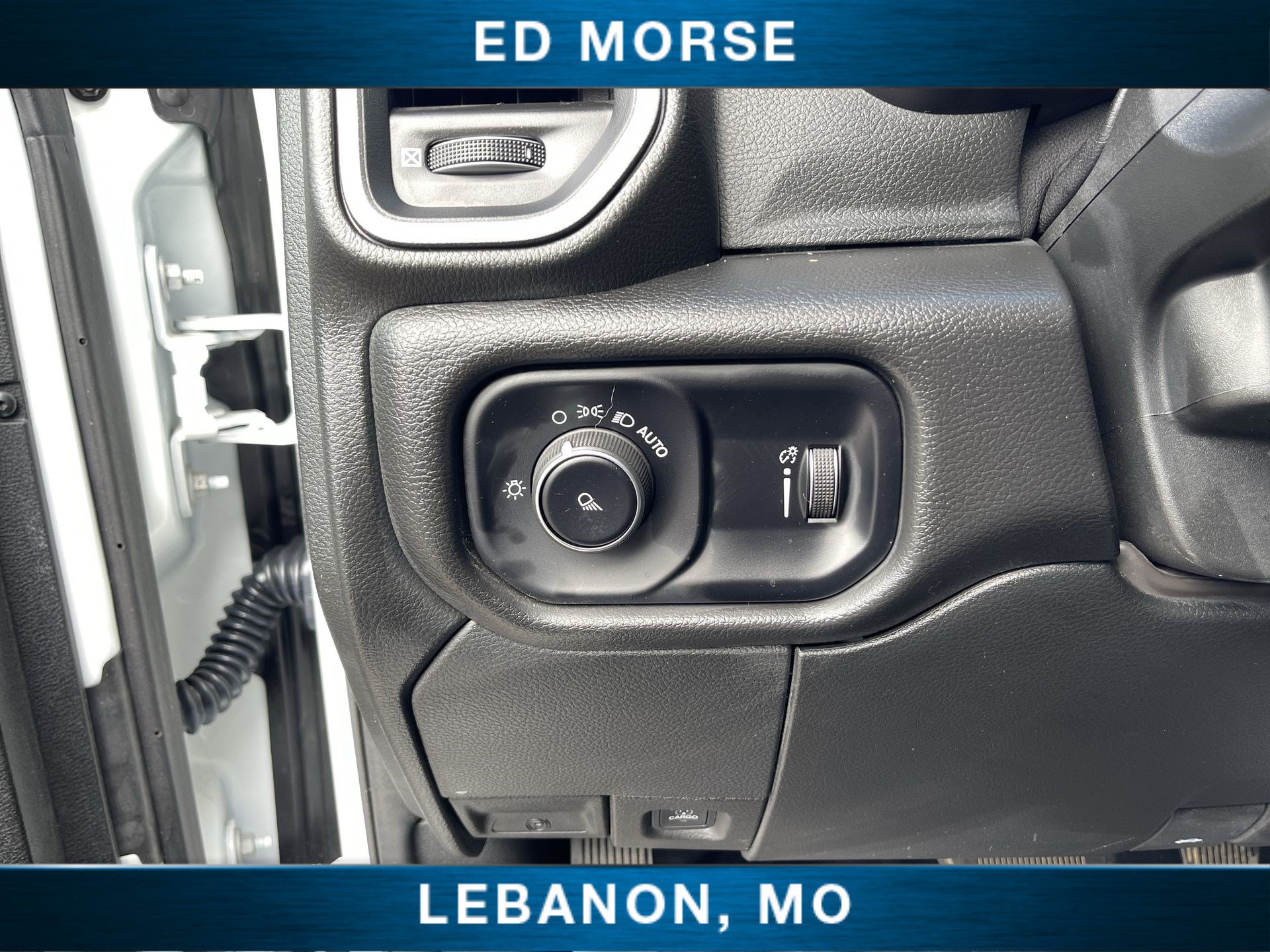 Used 2024 RAM 3500 Tradesman w/ Chrome Appearance Group AWD/4WD image 17