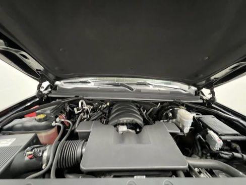 Certified 2019 Chevrolet Tahoe Premier AWD/4WD image 32
