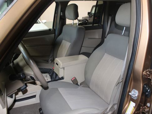 Used 2012 Jeep Liberty Sport w/ Popular Equipment Group image 22