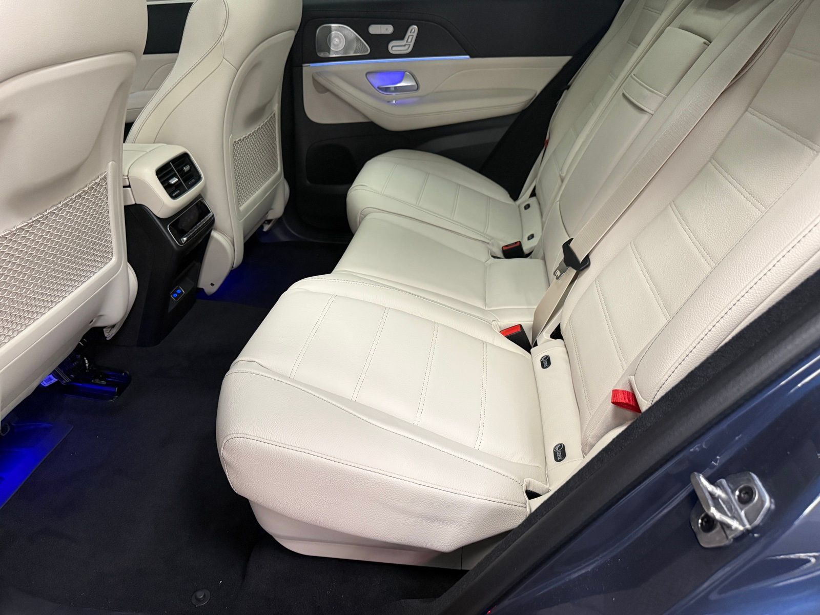 Used 2025 Mercedes-Benz GLE 350 4MATIC image 27
