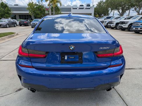 Used 2021 BMW 330i Sedan w/ M Sport Package RWD image 5