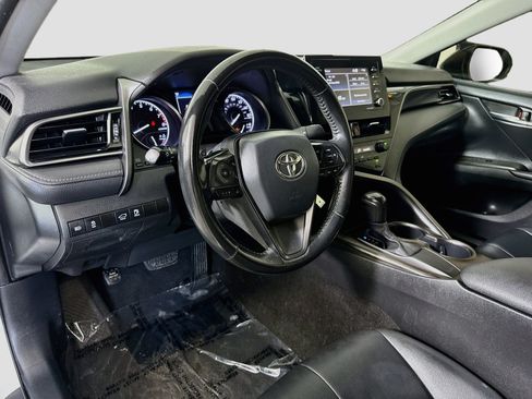 Used 2021 Toyota Camry SE FWD image 22