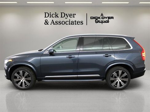 New 2025 Volvo XC90 B6 Plus w/ Protection Package Premier image 35