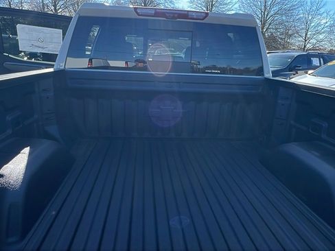 New 2026 Chevrolet Silverado 1500 ZR2 image 10