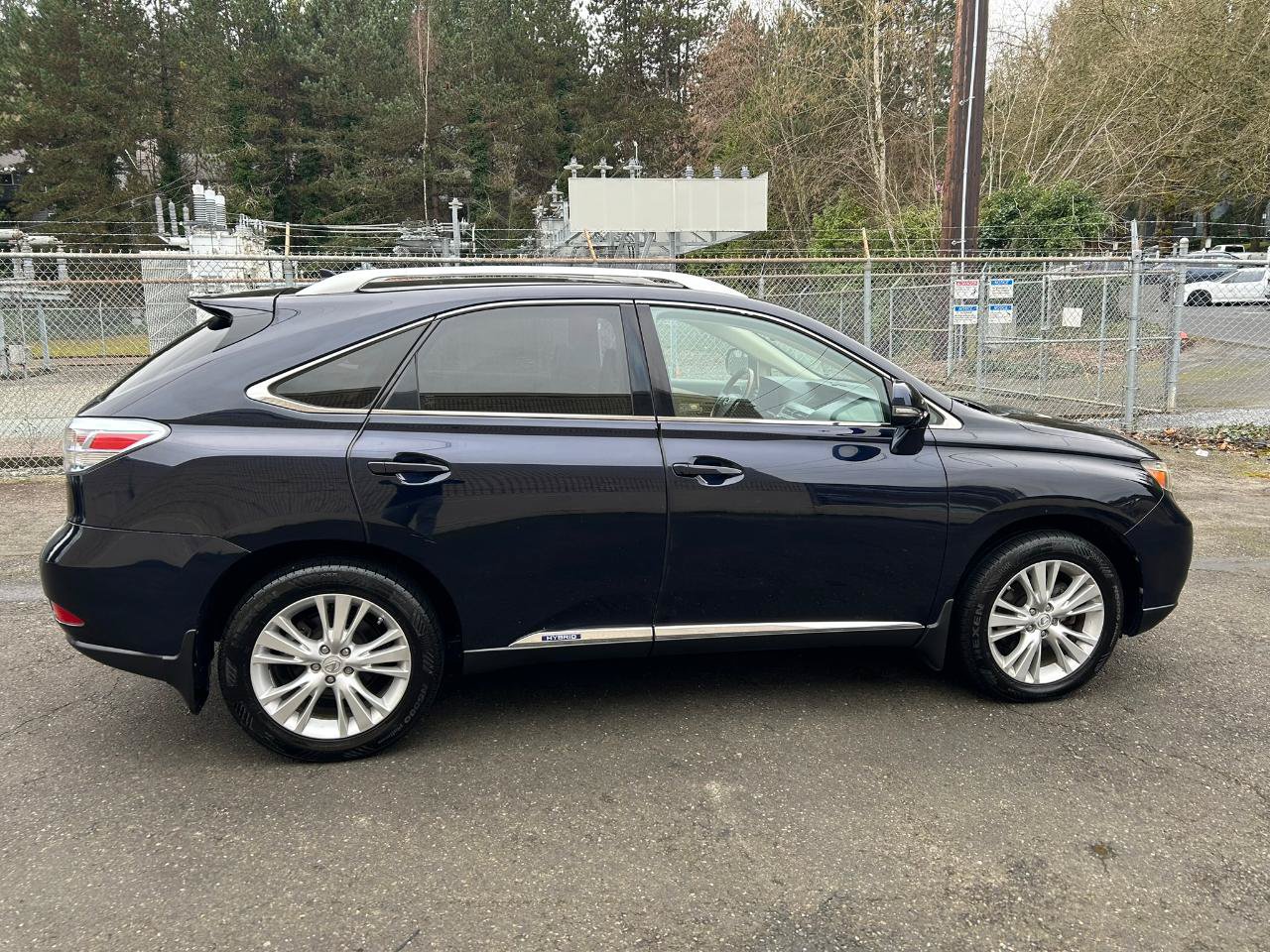 Used 2010 Lexus RX 450h AWD image 4