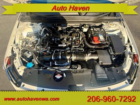 Used 2018 Honda Accord EX image 14