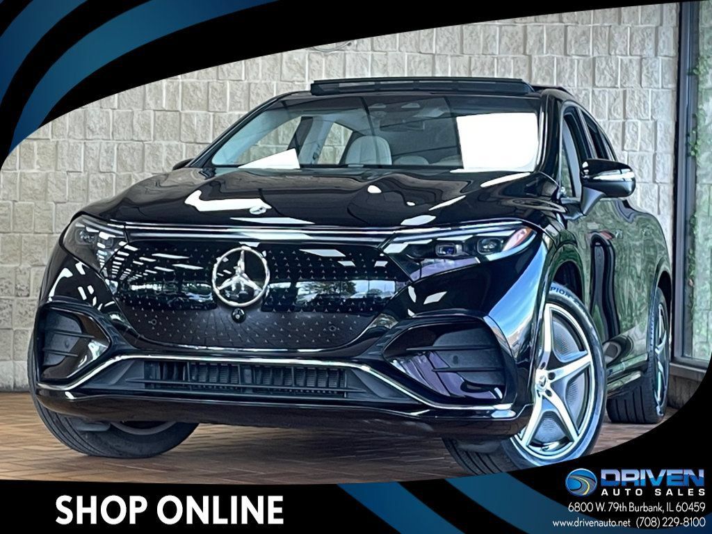 Used 2023 Mercedes-Benz EQS 580 4MATIC SUV image 1