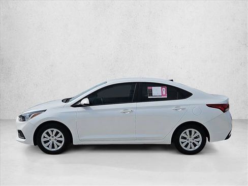 Used 2021 Hyundai Accent SE image 9
