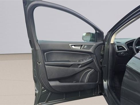 Certified 2022 Ford Edge SEL image 10