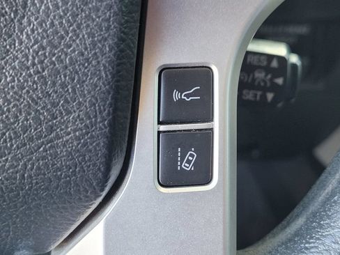 Used 2018 Toyota Tundra SR5 RWD image 22