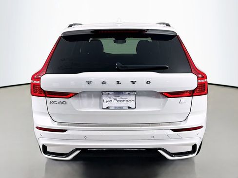 Used 2024 Volvo XC60 T8 Ultimate w/ Protection Package Premier AWD/4WD image 10