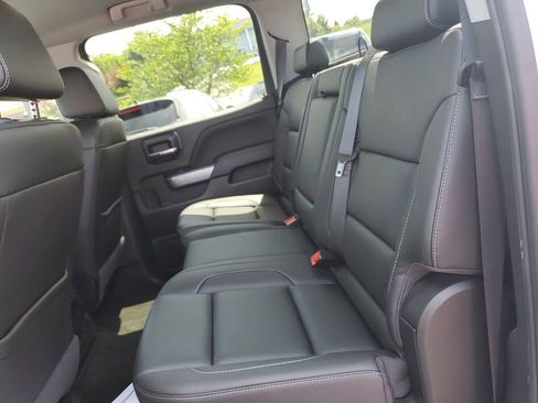 Used 2018 Chevrolet Silverado 1500 LT w/ All Star Edition AWD/4WD image 13