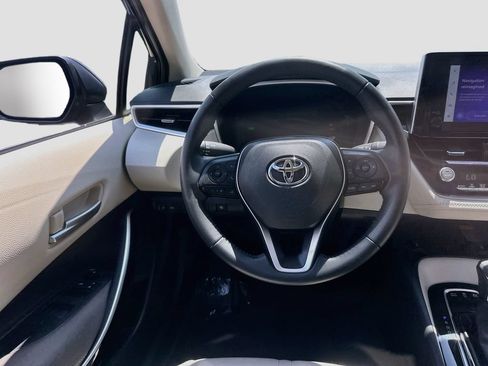 Used 2024 Toyota Corolla XLE FWD image 21
