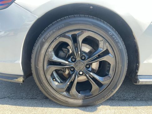 Used 2023 Honda Accord EX image 31