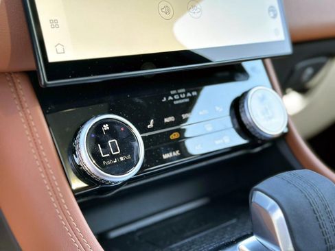 New 2026 Jaguar F-PACE R-Dynamic S AWD/4WD image 18