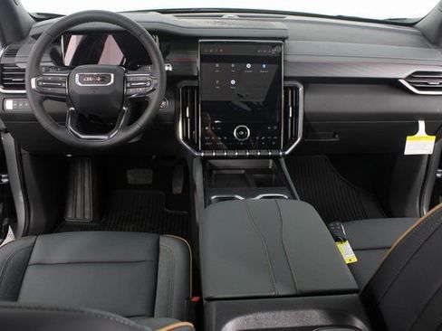 New 2026 GMC Acadia AT4 image 11