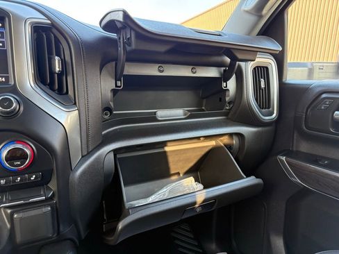 Used 2022 Chevrolet Silverado 2500 LTZ w/ LTZ Convenience Package image 37