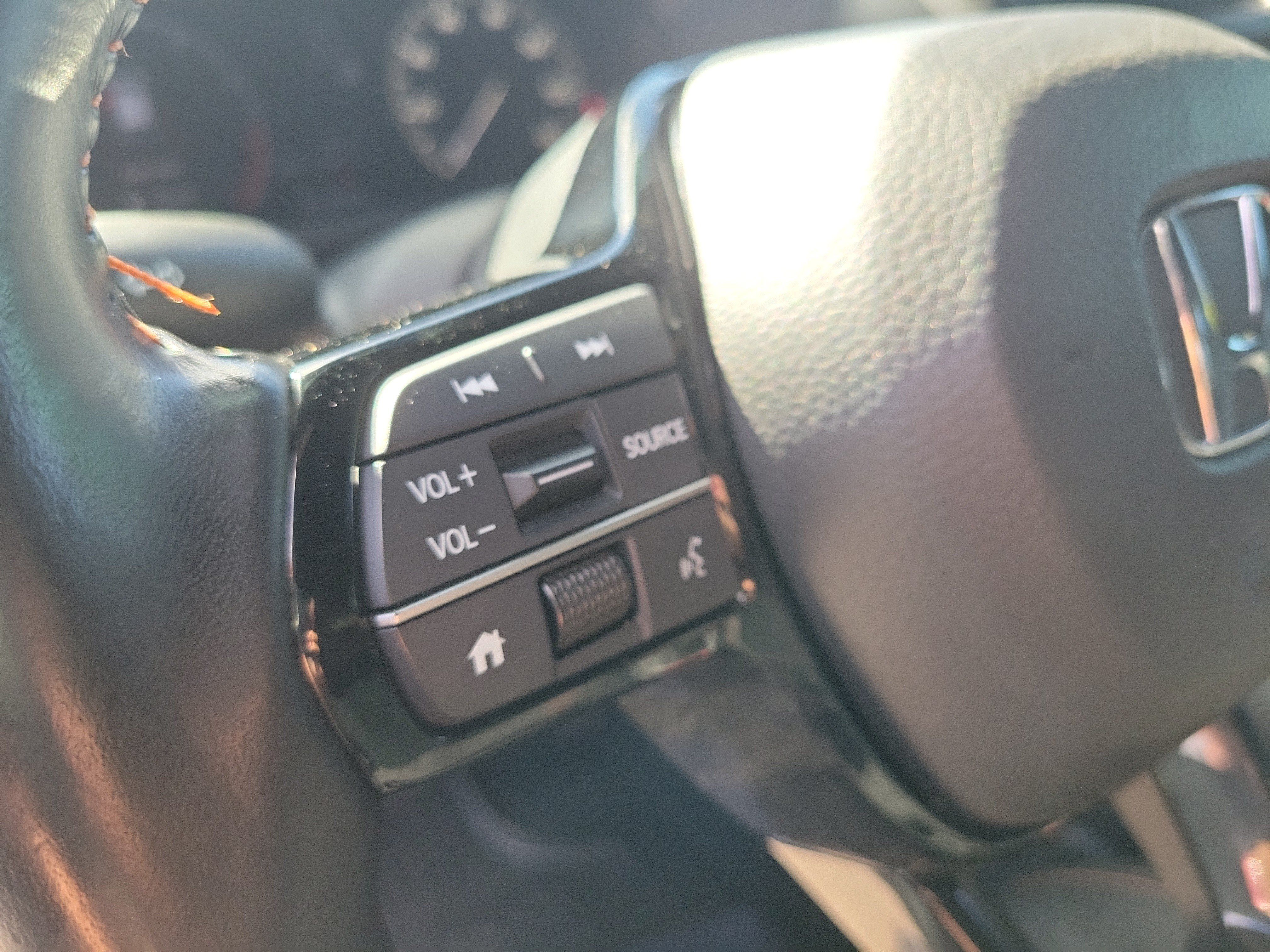 Used 2025 Honda HR-V Sport image 25