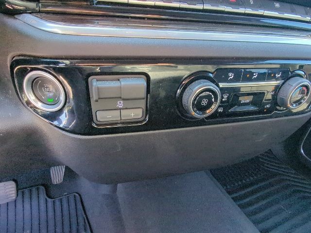 Used 2026 Chevrolet Silverado 2500 LT AWD/4WD image 19