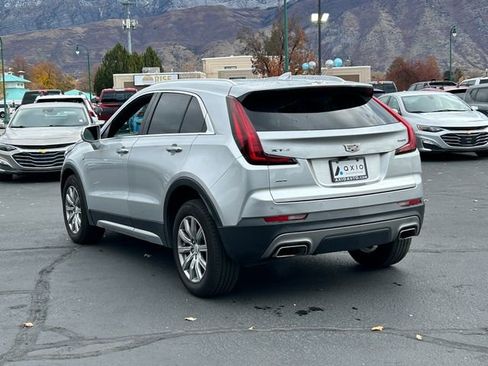 Used 2022 Cadillac XT4 Premium Luxury w/ Safety Alert Package AWD/4WD image 7