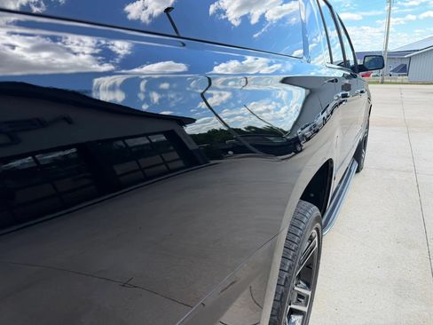 Used 2020 Chevrolet Suburban Premier AWD/4WD image 66