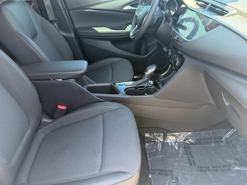 Used 2023 Buick Encore GX Preferred FWD image 11