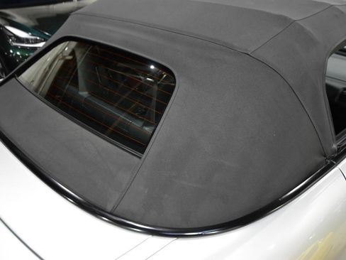 Used 2006 Honda S2000 image 14