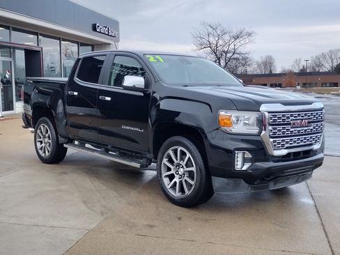 Used 2021 GMC Canyon Denali image 14