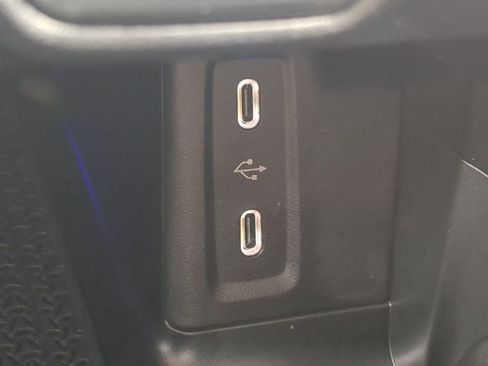 Certified 2025 Mercedes-Benz GLC 350e GLC 350e image 10