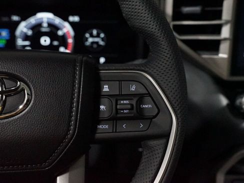 New 2026 Toyota Tundra Limited AWD/4WD image 14