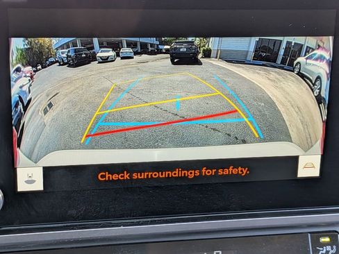 Used 2025 Toyota Camry LE image 15